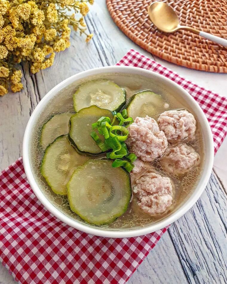 Resep Zucchini Soup With Meatballs Dari yscooking