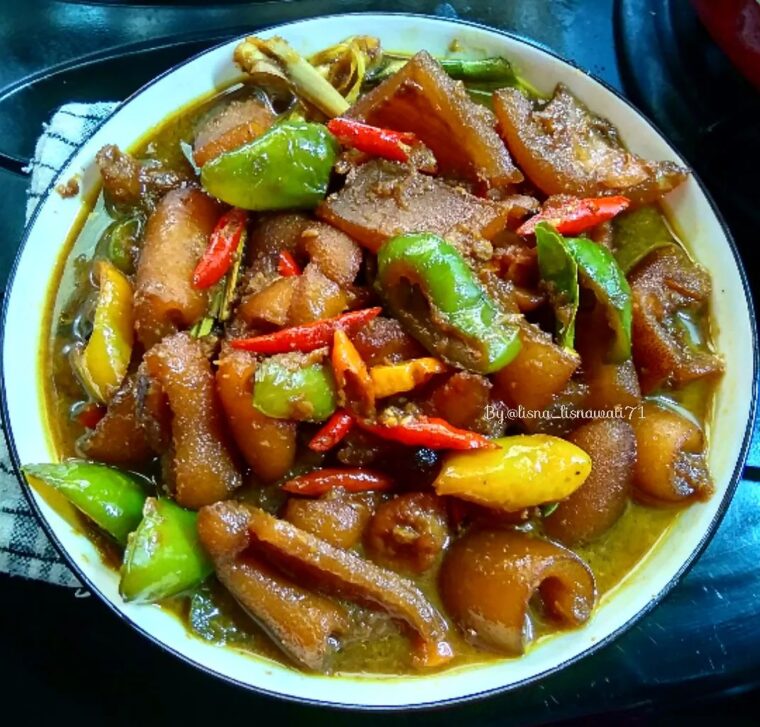 Resep Oseng Kikil Kecap Pedas Dari lisna_lisnawati71