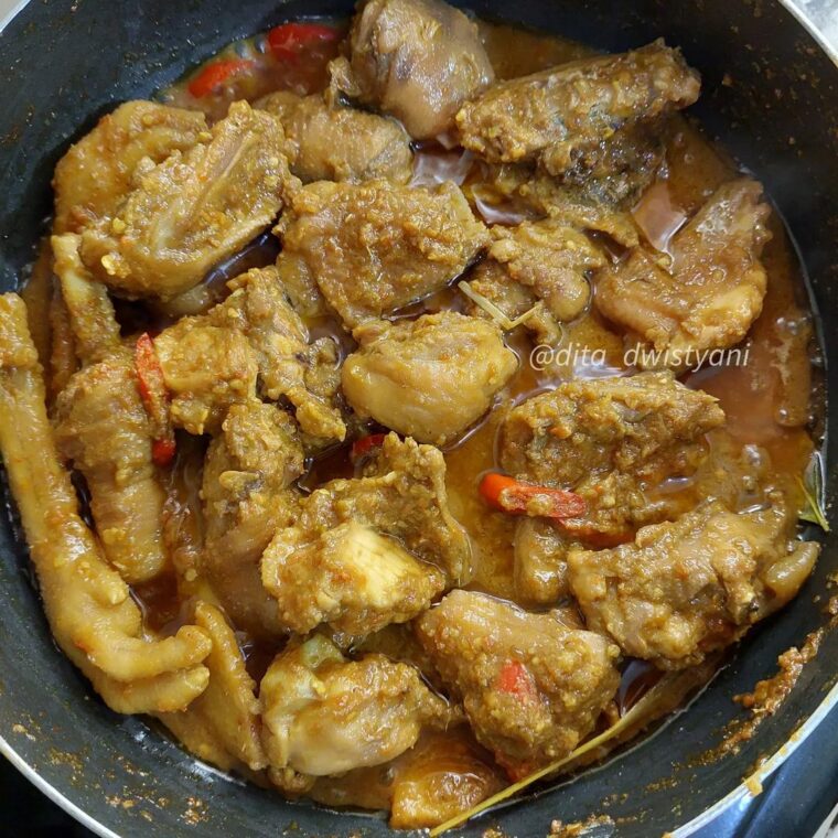Resep Ayam Kampung Masak Pedas Dari dita_dwistyani