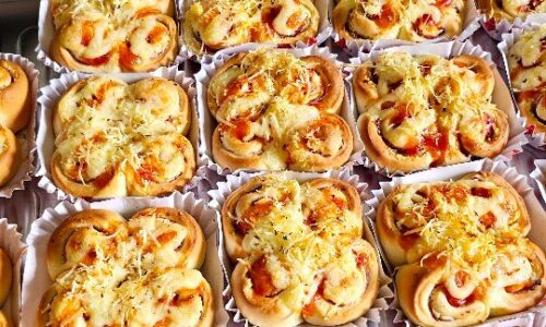 Smoked Beef & Cheese Bread - Kue dari Mayones