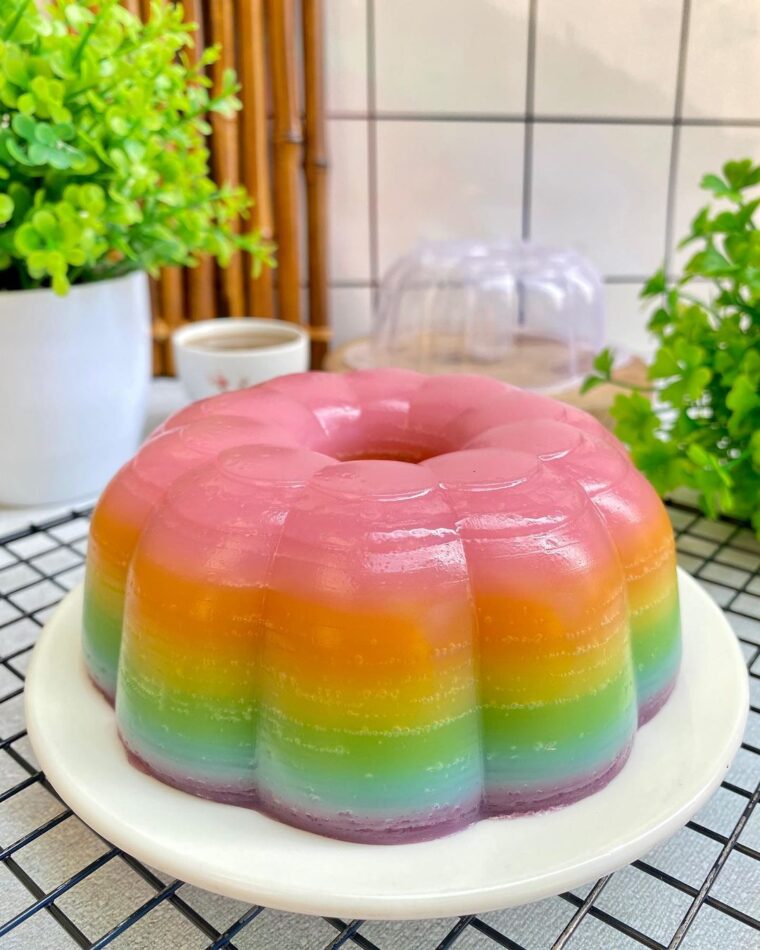 Resep Kue Lapis Sagu Rainbow Dari debbie_ariesthea