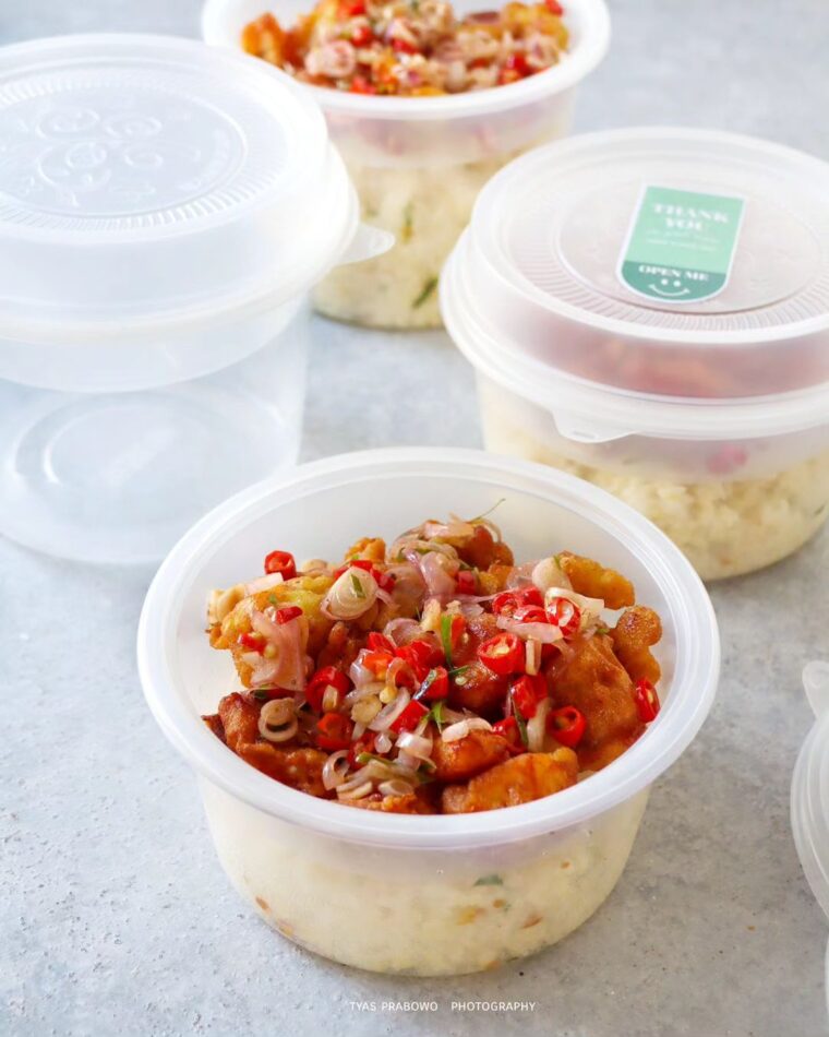 Resep Nasi Daun Jeruk Ayam Sambal Matah Dari tyasprabowo