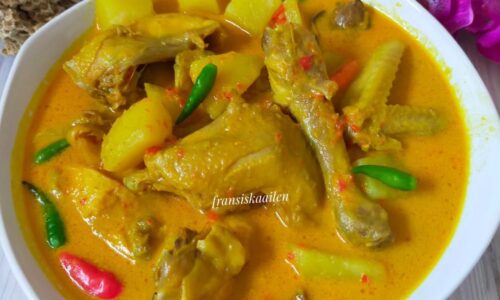 Kare Ayam Kentang - Masakan dari Ayam dan Kentang
