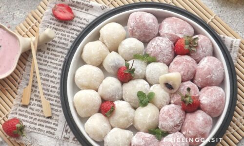 Mochi Bites Berry Dengan Pewarna Bit