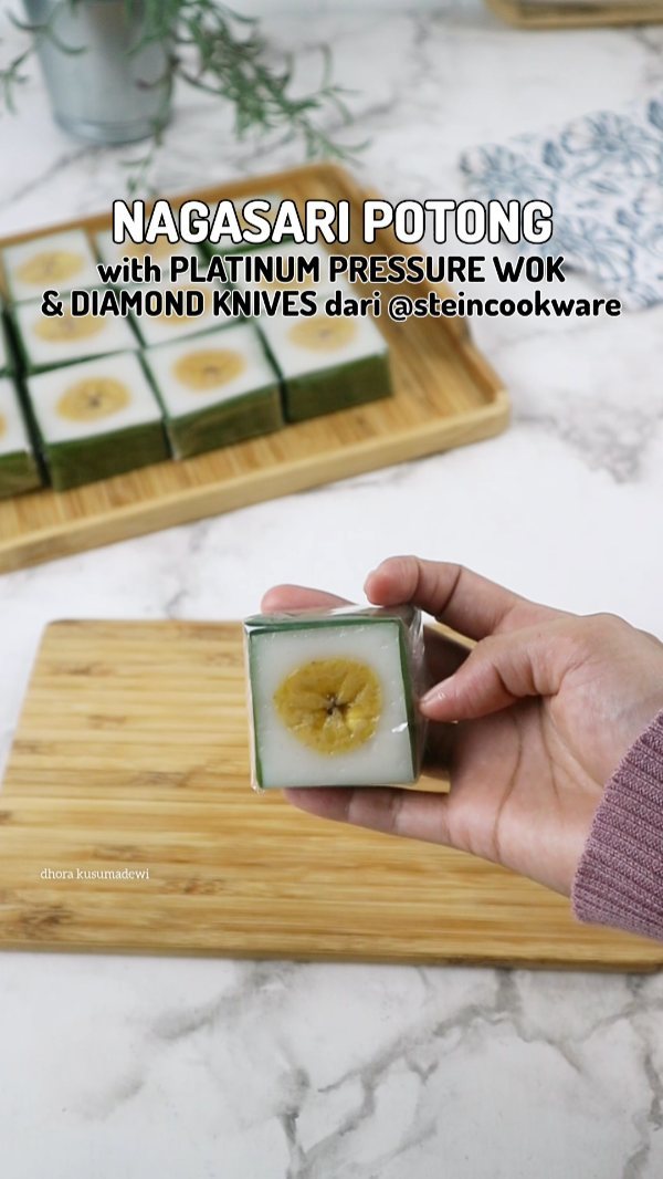 Resep Nagasari Potong Dari dhora_kusumadewi