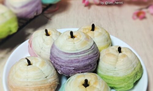 Thousand Layer Spiral Mooncake