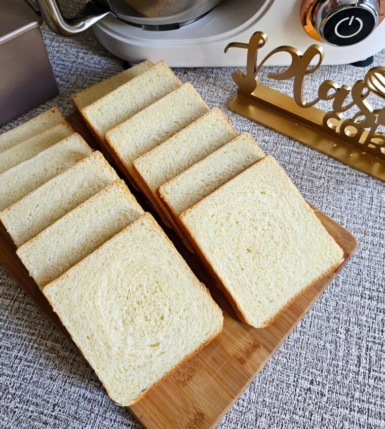 Resep Egg White Loaf Bread Dari plasa.cake