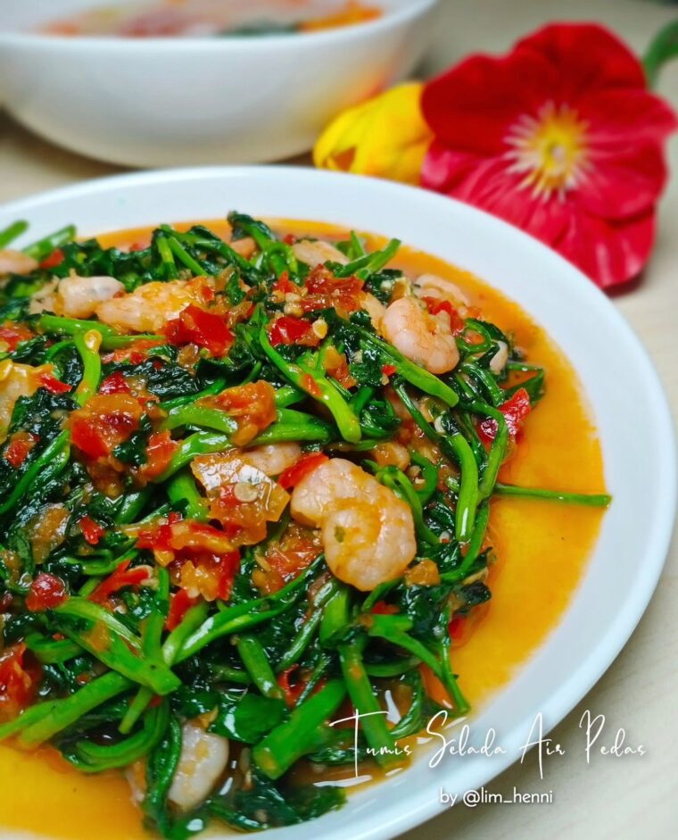Resep Tumis Selada Air Pedas Dari lim_henni
