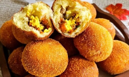 Roti Goreng Isi Daging Ayam - Kue dari Wortel