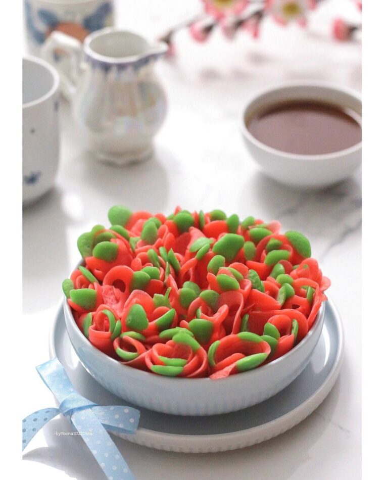 Resep Roti Jala Mawar (Kuah Kinca Gula Merah) Dari moona_jingga