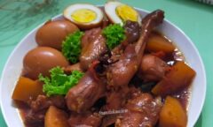 Resep Semur Ayam Kampung Telor Kentang Dari fransiskaailen