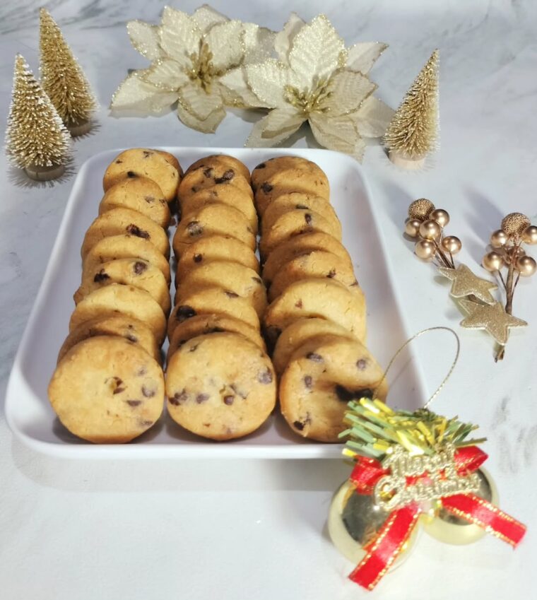 Resep Choco Chips Butter Cookies Dari herlina2012