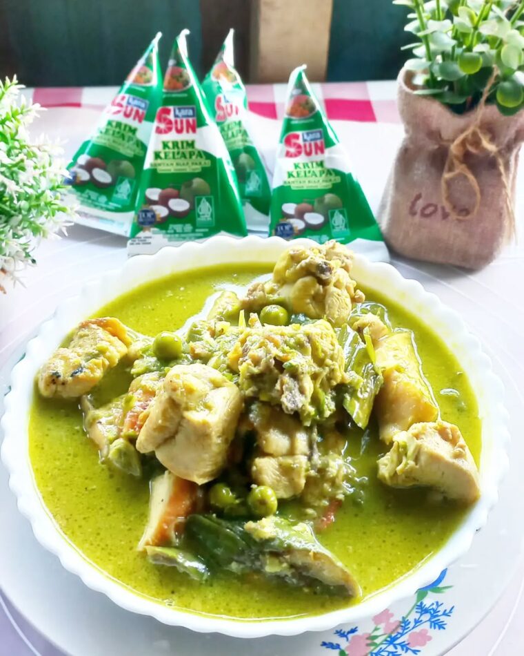 Resep Ayam Terong Creamy Hijau Dari mama_aurel_aerilyn