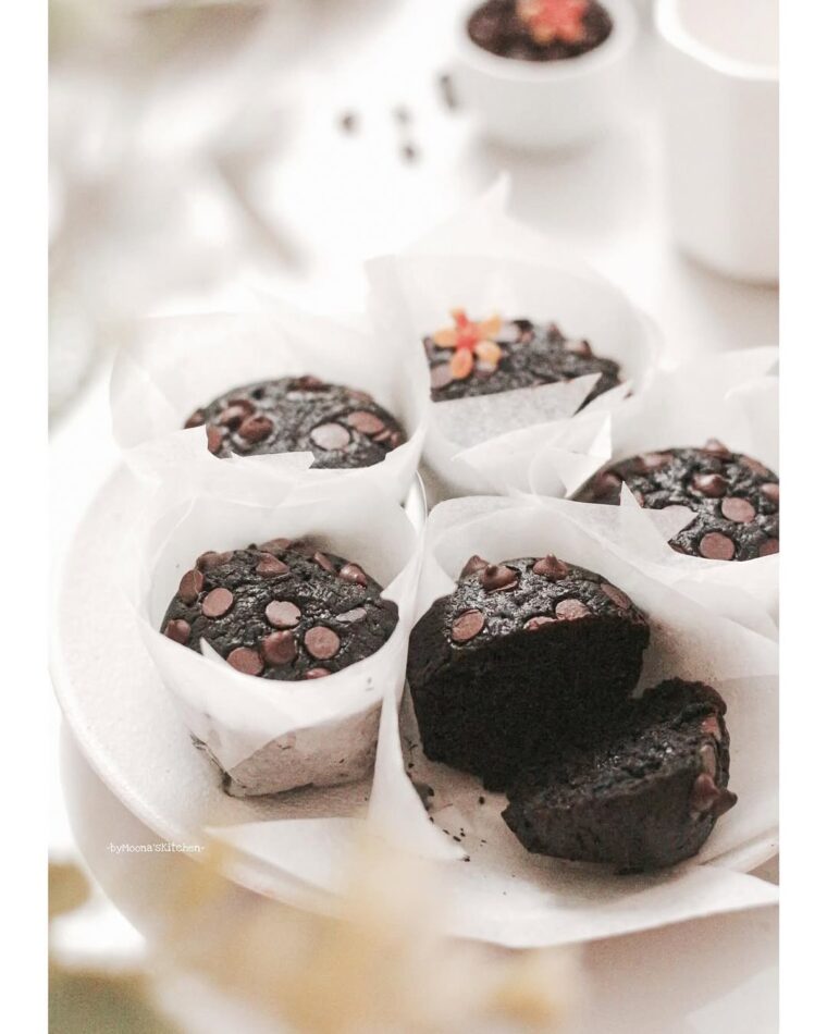 Resep Chocolate Custard Muffins Dari moona_jingga